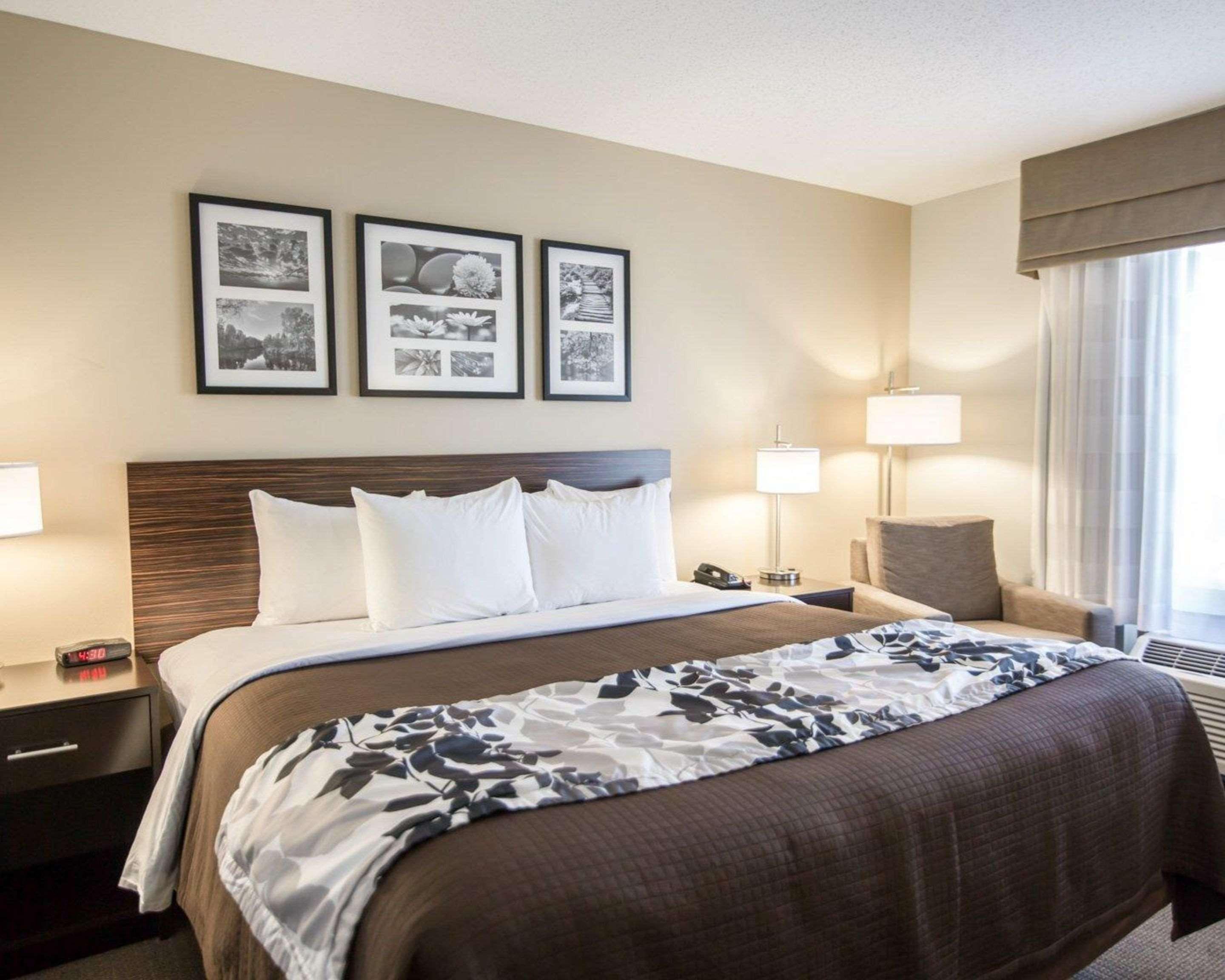 Sleep Inn & Suites Norton Bagian luar foto
