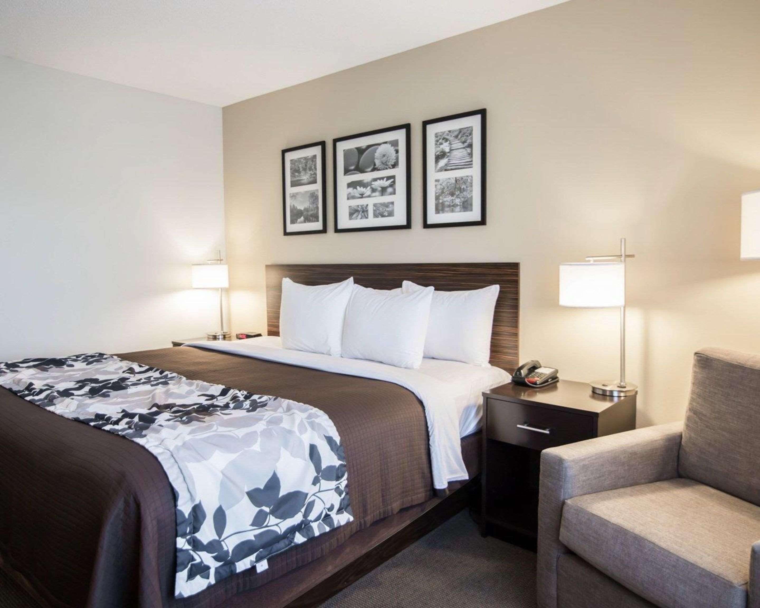 Sleep Inn & Suites Norton Bagian luar foto