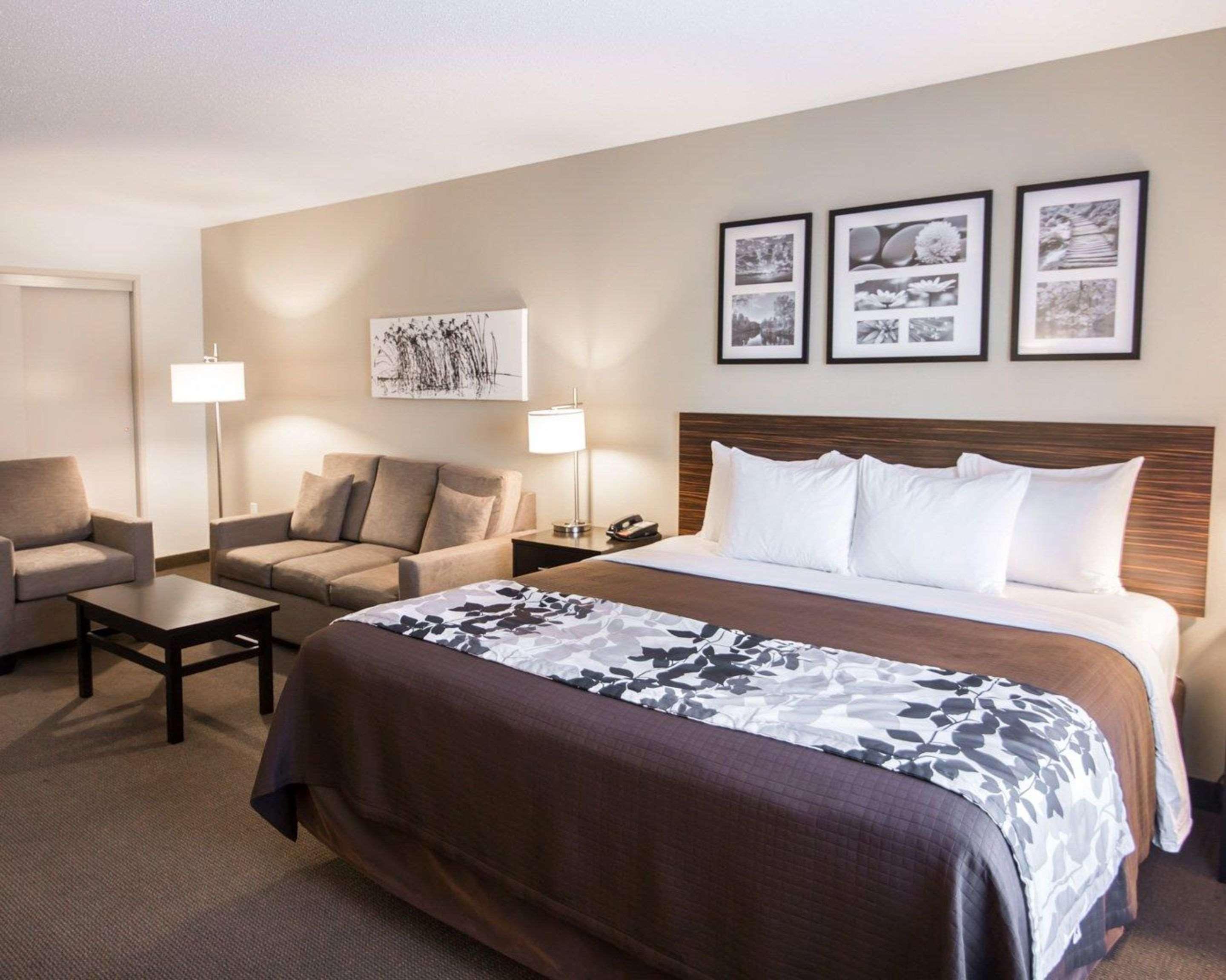 Sleep Inn & Suites Norton Bagian luar foto