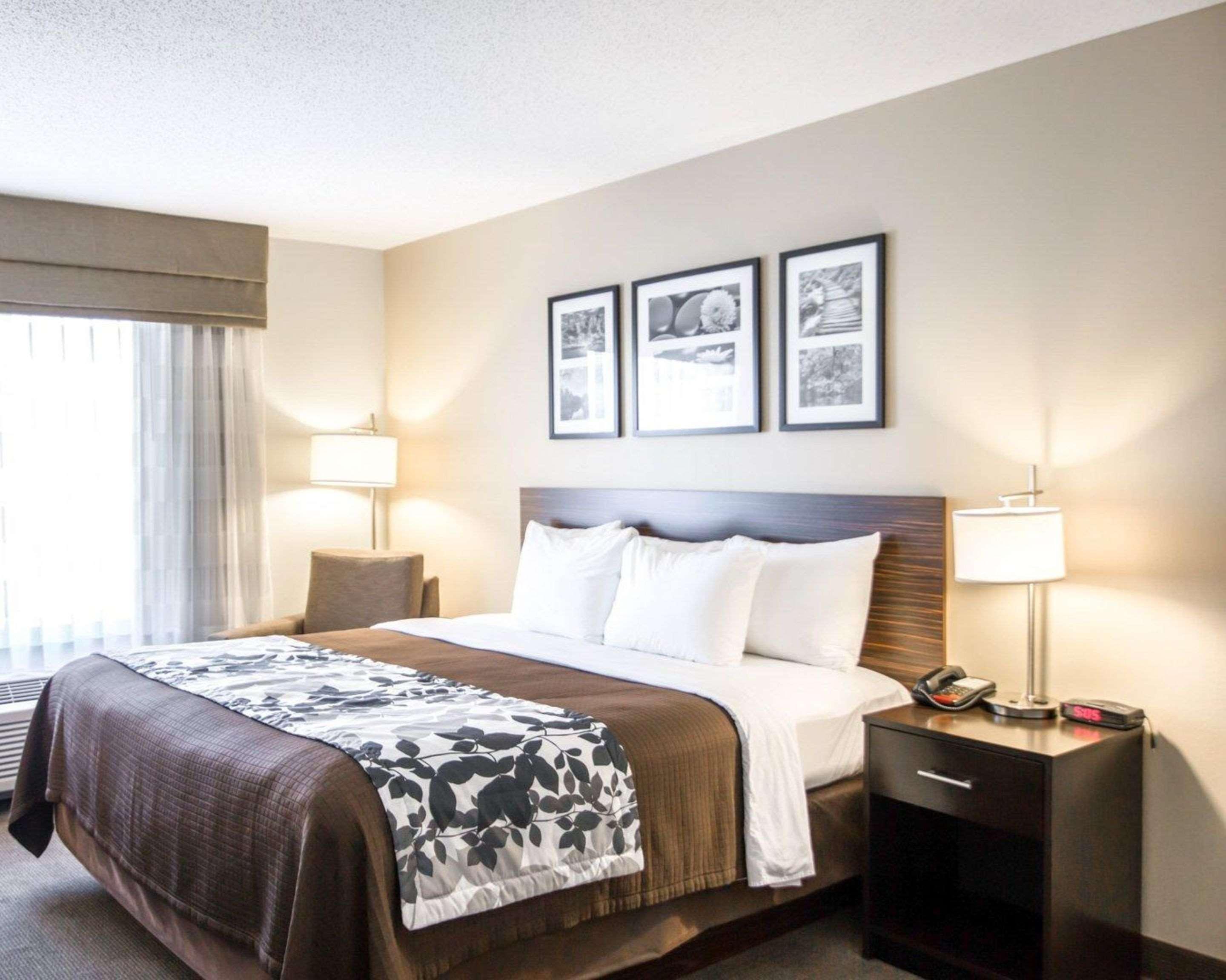 Sleep Inn & Suites Norton Bagian luar foto