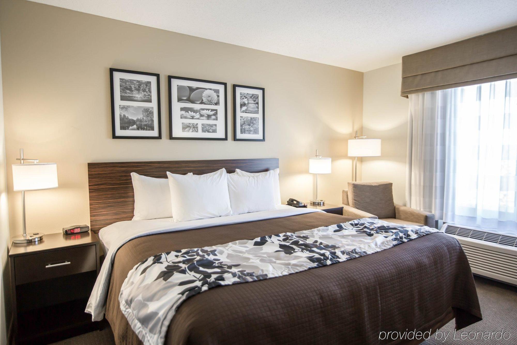 Sleep Inn & Suites Norton Bagian luar foto