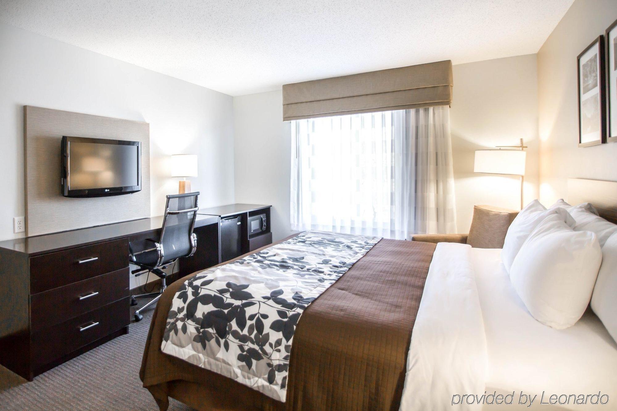 Sleep Inn & Suites Norton Bagian luar foto