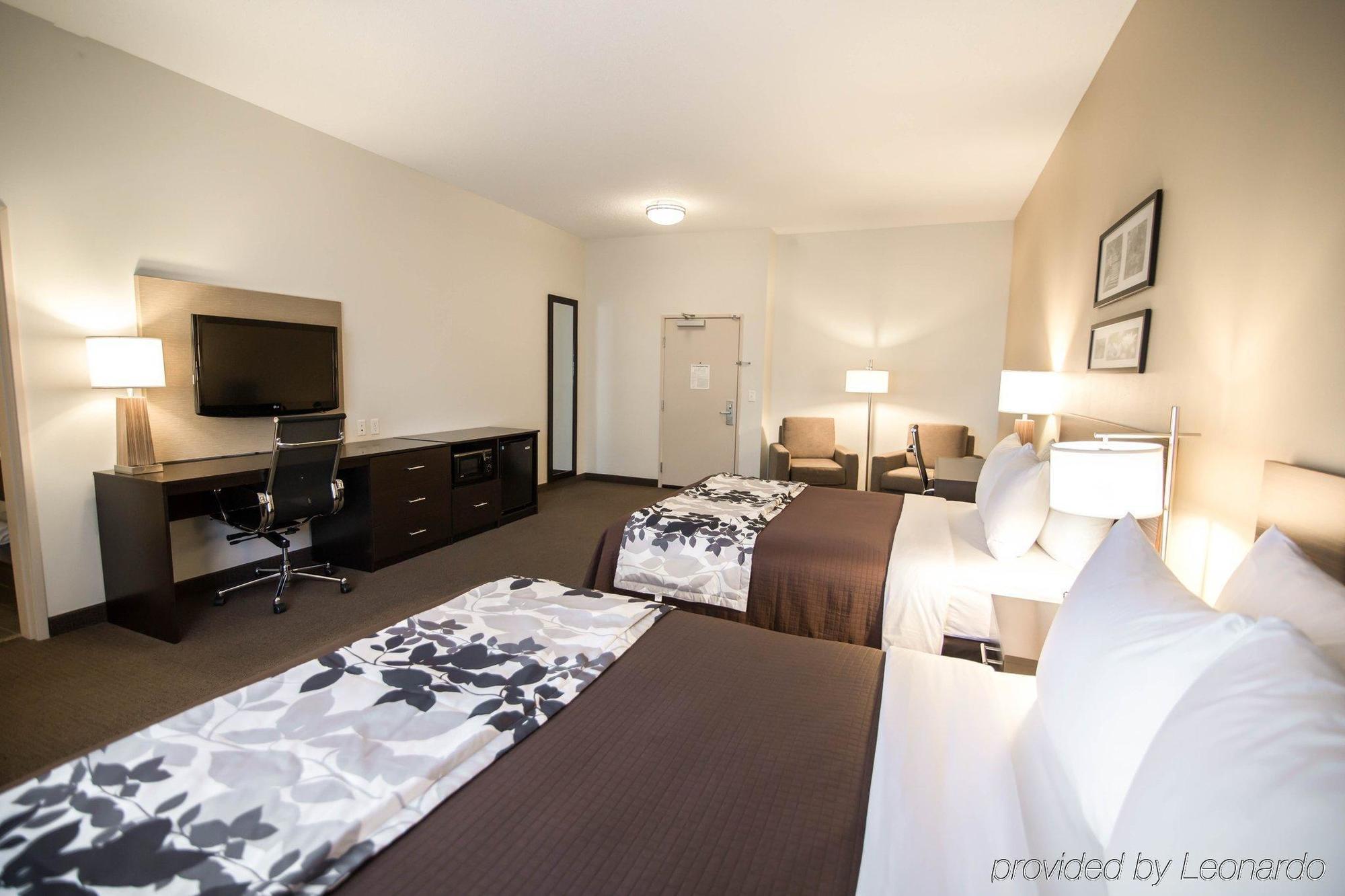 Sleep Inn & Suites Norton Bagian luar foto