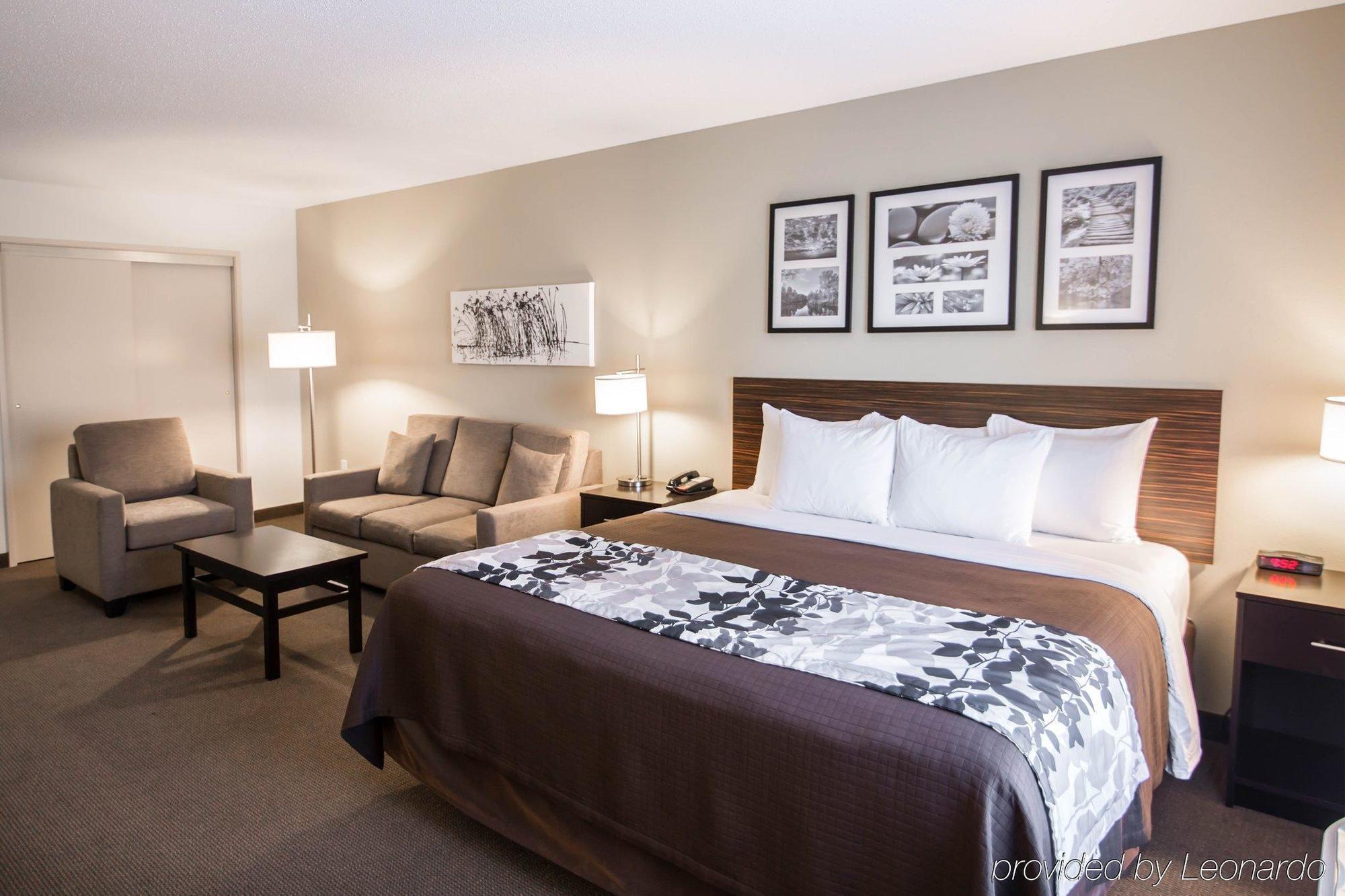 Sleep Inn & Suites Norton Bagian luar foto