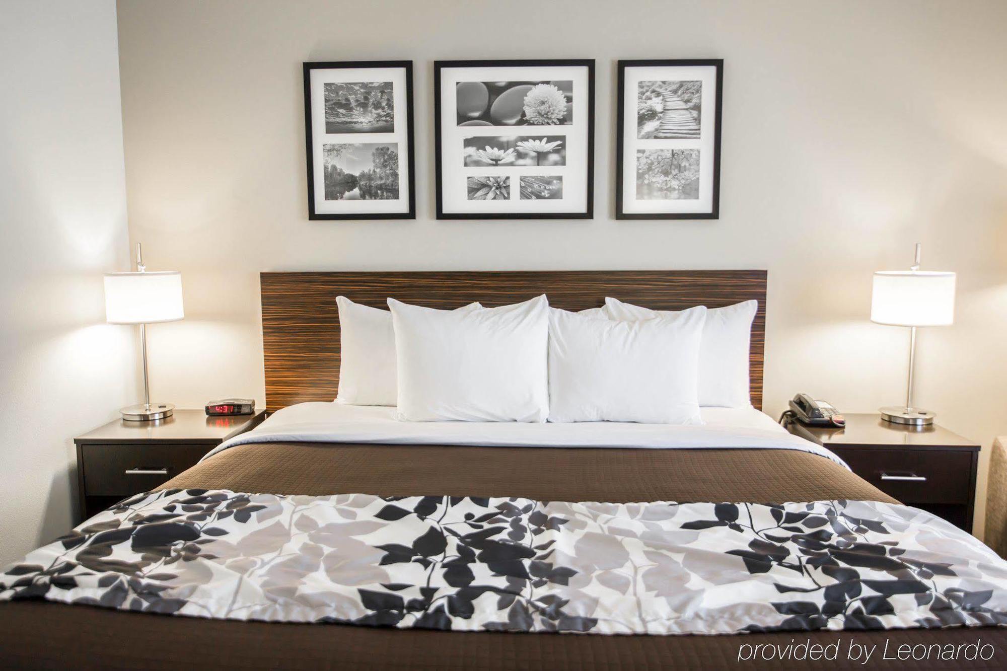 Sleep Inn & Suites Norton Bagian luar foto
